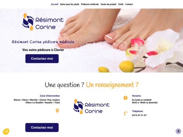 Spécialiste en pédicure médicale près de clavier